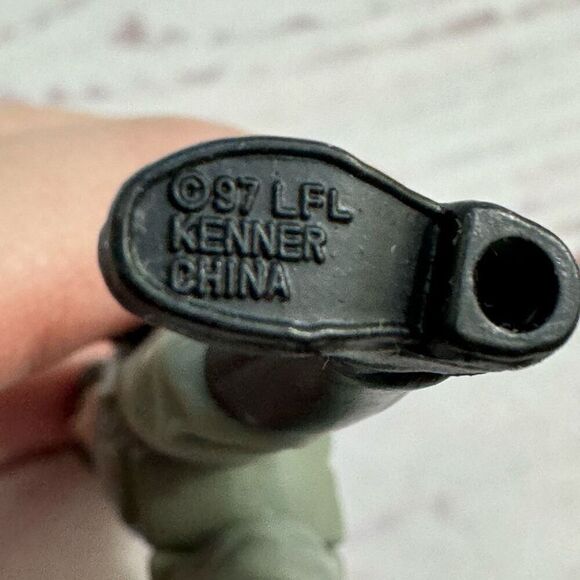 1997 STAR WARS Power of The Force POTF Hasbro Kenner AT-AT Cmdr. General Veers - Picture 7 of 7